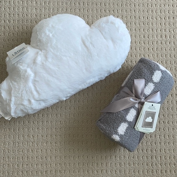 Littles by Gluckstein Cloud Cushion & Cozy Baby Blanket - Picture 2 of 11